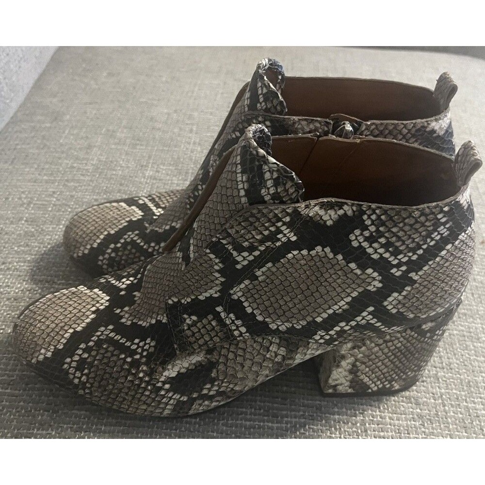 Franco Sarto Marcus bootie block heel leather python print western boho 7.5